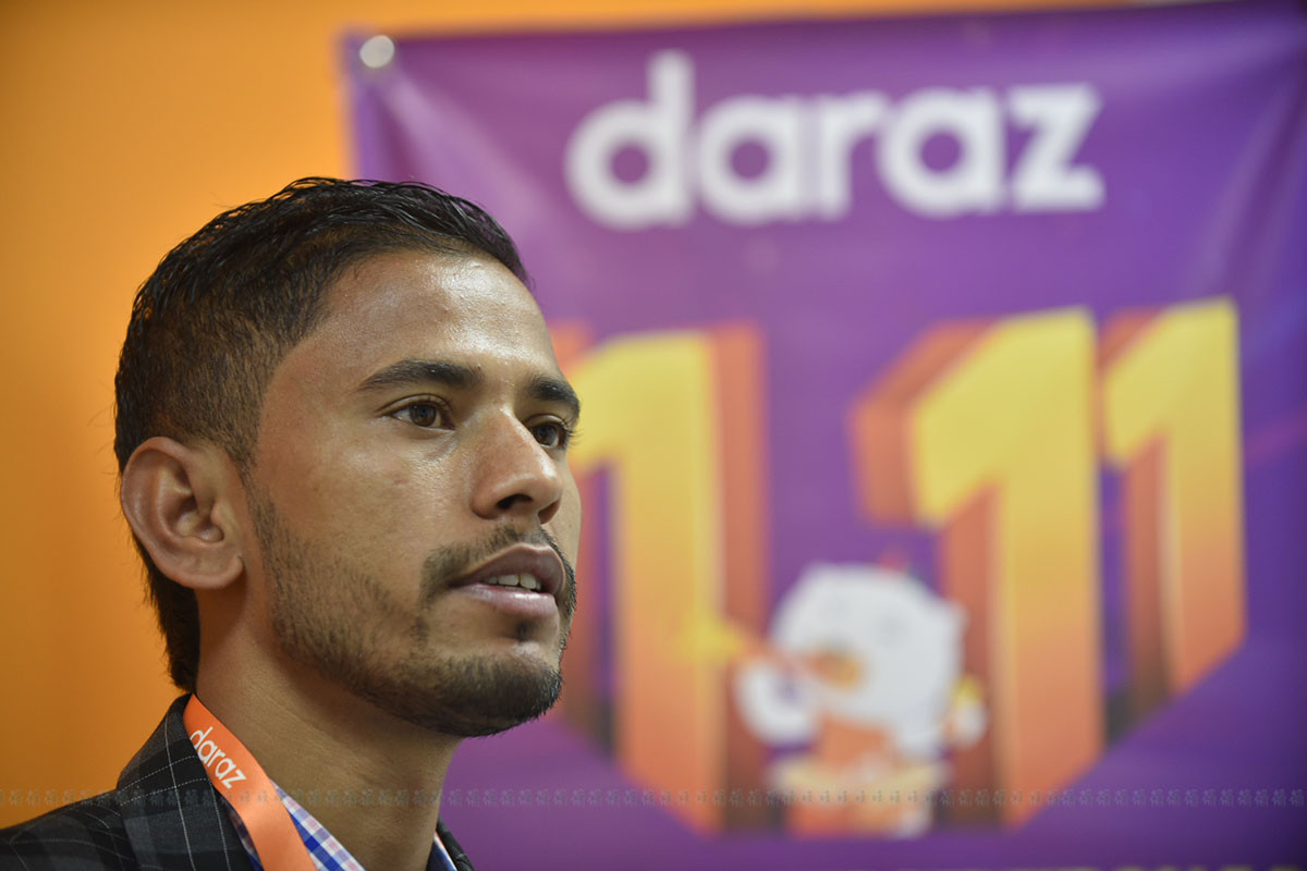 https://raracms.setopati.com/uploads/shares/2019/01/sujita/daraz/bimal (1).jpg